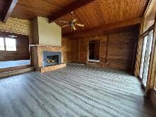 Rustic Cabin Living on a Beautiful Acreage – Minutes from Sylvan - Photo 7