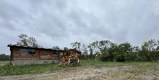 Rustic Cabin Living on a Beautiful Acreage – Minutes from Sylvan - Photo 17