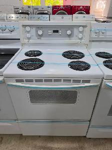 Kenmore 30' White Electric Coil Top Stove Oven Range Can DELIVER