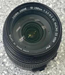Sigma 18-300mm Macro Lens - Photo 3
