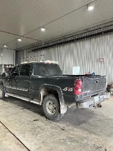 2003 chevy duramax 4x4 - Photo 2