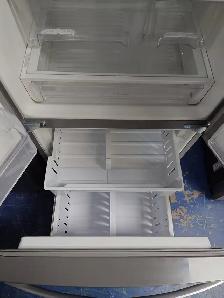 Whirlpool '30' Stainless Steel French Door Fridge on Sale‼️ - Photo 8