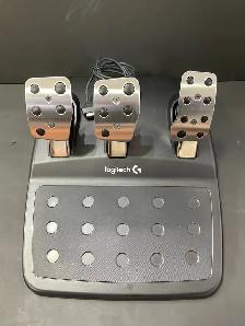 LOGITECH G29 DRIVING FORCE RACING WHEEL & PEDAL - Photo 5