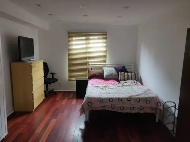 ALL INCLUSIVE , SHARED KITCHEN ONLY, PRIVATE WASHROOM, YORK UNIV