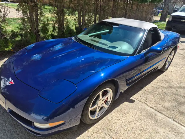 2004 Chevrolet Corvette Convertible • 6-Speed • LeMans Blue •