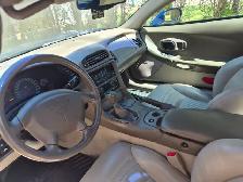 2004 Chevrolet Corvette Convertible • 6-Speed • LeMans Blue • - Photo 6