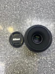 Nikon 40MM AF-S Nikkor Micro Lens DX 1:2.8G - Photo 2