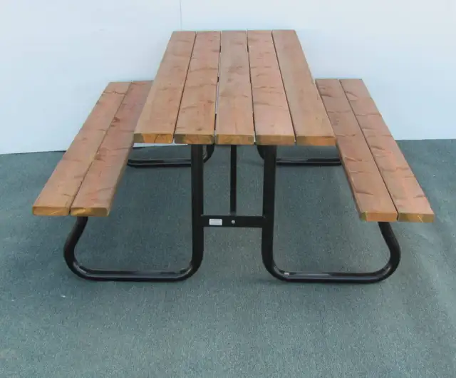 Heavy duty picnic tables
