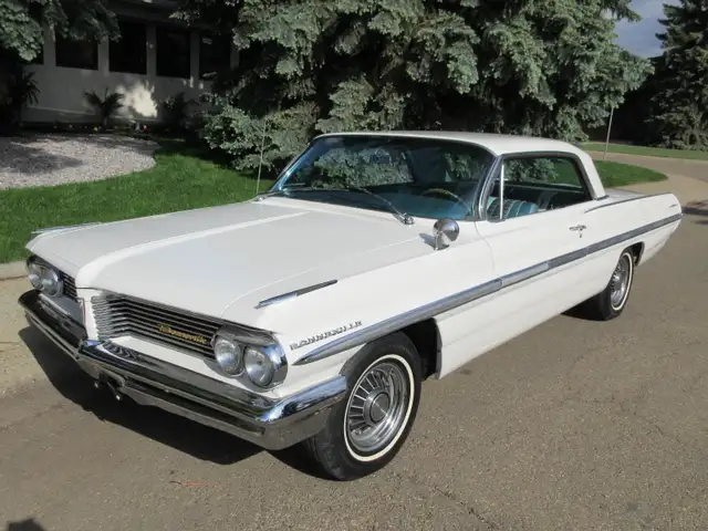 1962 PONTIAC BONNEVILLE