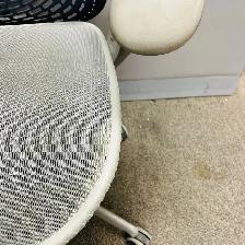 Herman Miller Mirra Chair(17)-Small tear on the seat! - Photo 3