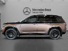 2022 Jeep Grand Cherokee 4X4 Summit No accidents! Highly equippe - Photo 2