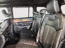 2022 Jeep Grand Cherokee 4X4 Summit No accidents! Highly equippe - Photo 4