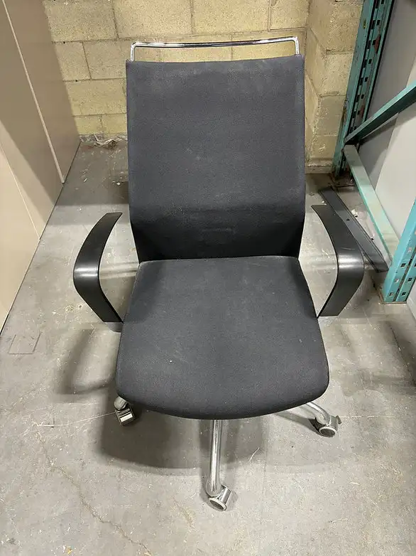 Franch Dorso Chair!