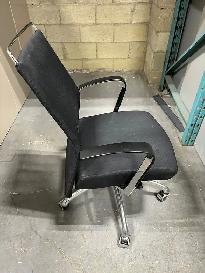 Franch Dorso Chair! - Photo 3