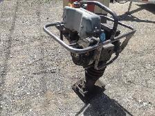 Jumping jack MIKASA MT-74F pour réparer ou pour pieces - Photo 3