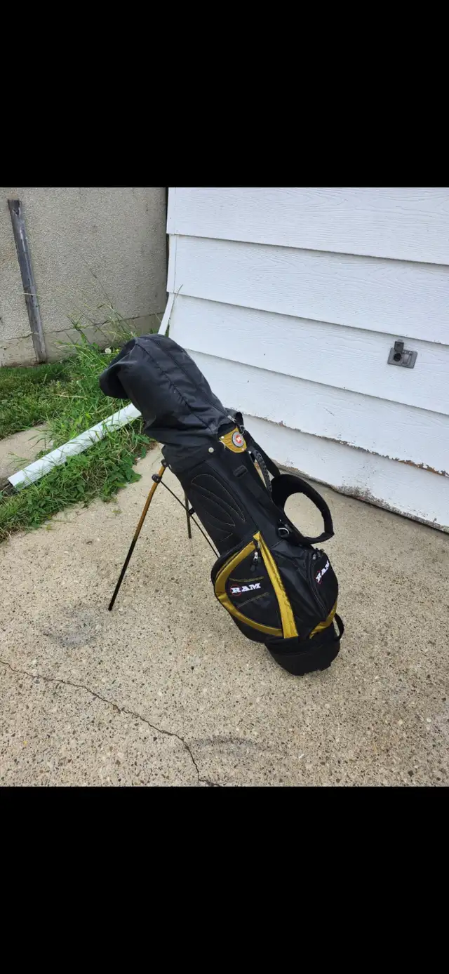 2 sets of Golf clubs