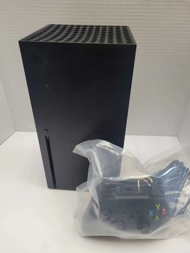 Xbox Series X System w/1 controller