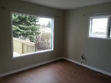 Great 2 Bedroom Home with Garage & Large Yard – Yorkton - Photo 4