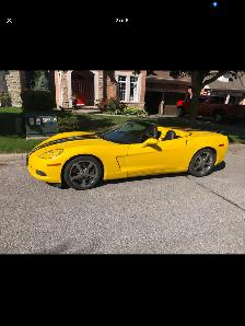 Gorgeous Corvette Convertible - Photo 2