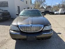 2005 Lincoln town car LIMITED safetied - Photo 5