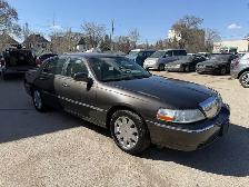 2005 Lincoln town car LIMITED safetied - Photo 6