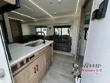 2026 Coachmen RV Freedom Express Select 30SE - Photo 6