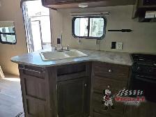 2017 Dutchmen RV Coleman Lantern Series 263BH - Photo 14
