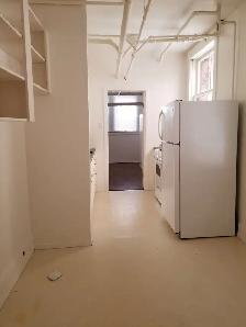 UNIQUE LITTLE TWO BEDROOM - Photo 5