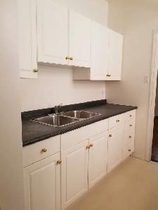 UNIQUE LITTLE TWO BEDROOM - Photo 6