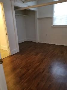 UNIQUE LITTLE TWO BEDROOM - Photo 8