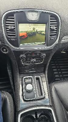 This Sedan/Saloon powered by a Gasoline engine featuring AWD/All - Photo 18