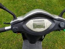 Prix reduit Triporteur electrique ET3 classis 60 volt $1800.00 - Photo 6