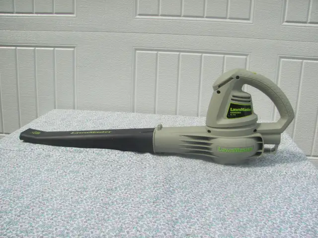 Leaf Blower