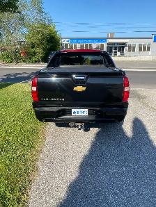 2013 Chevrolet Avalanche - Photo 2