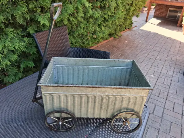Decorative Metal Wagon