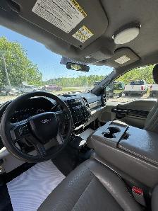 2017 Ford Super Duty F-350 SRW ALUMINUM LIFT TAILGATE — CERTIFIE - Photo 9