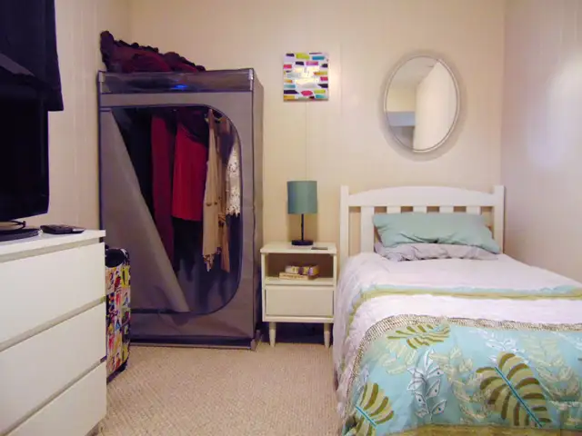 Available Now Room for Rent - FEMALE