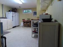 Available Now Room for Rent - FEMALE - Photo 6