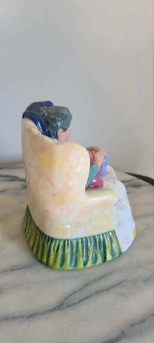 Royal Daulton Figurine, GREAT Price, Collector's Dream! - Photo 5