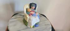 Royal Daulton Figurine, GREAT Price, Collector's Dream! - Photo 7
