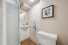 6 bedroom, 3 bath house in Old University - Photo 9
