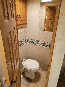 Keystone Montana 5th Wheel - Photo 4