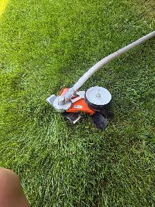 Stihl Kombi Bed Re-Definer (Edger) - Photo 2