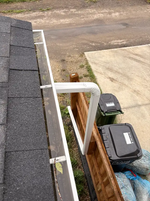 Clogged Gutter Cleaning