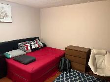 A room for rent in Kitchener - Photo 2