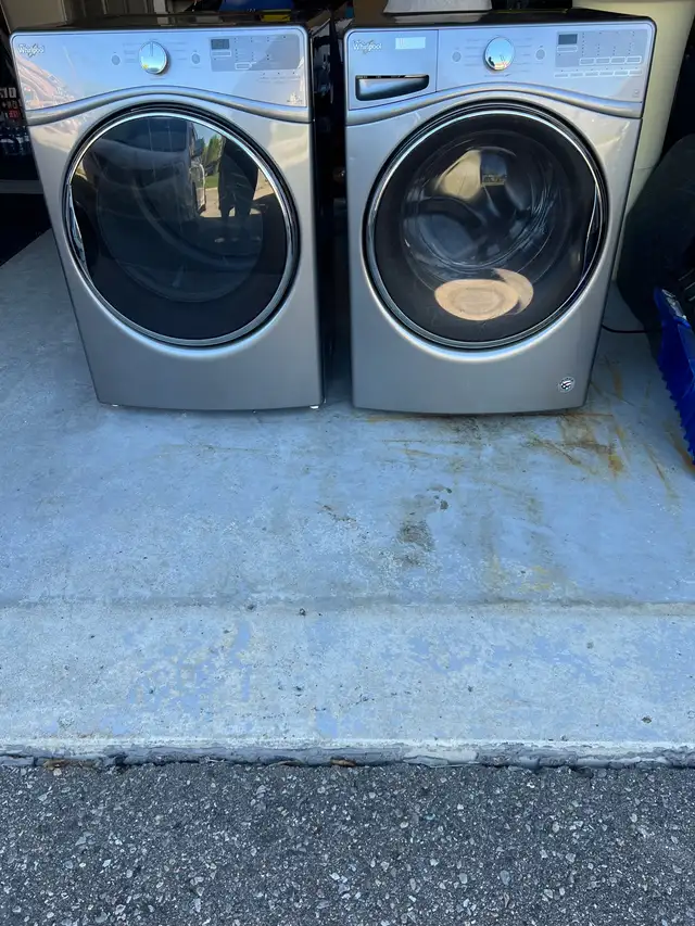 Whirlpool washer/dryer set