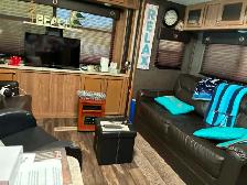 2017 Shasta Revere 31' - Photo 7