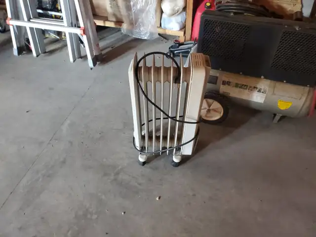 Oil filled space heater