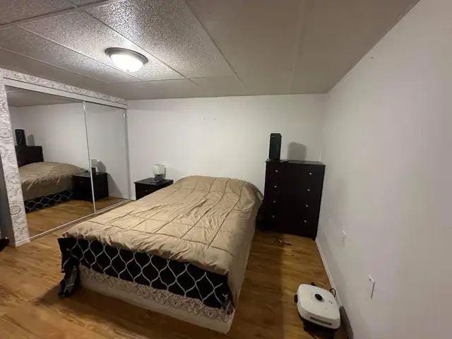 1 bedroom main level everything included