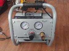 Hitachi 1 gallon compressor